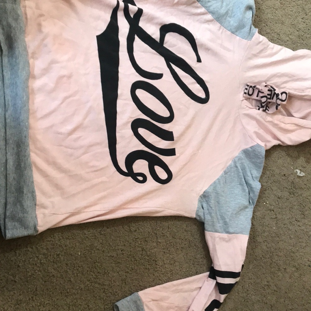 Light weighted hoodie